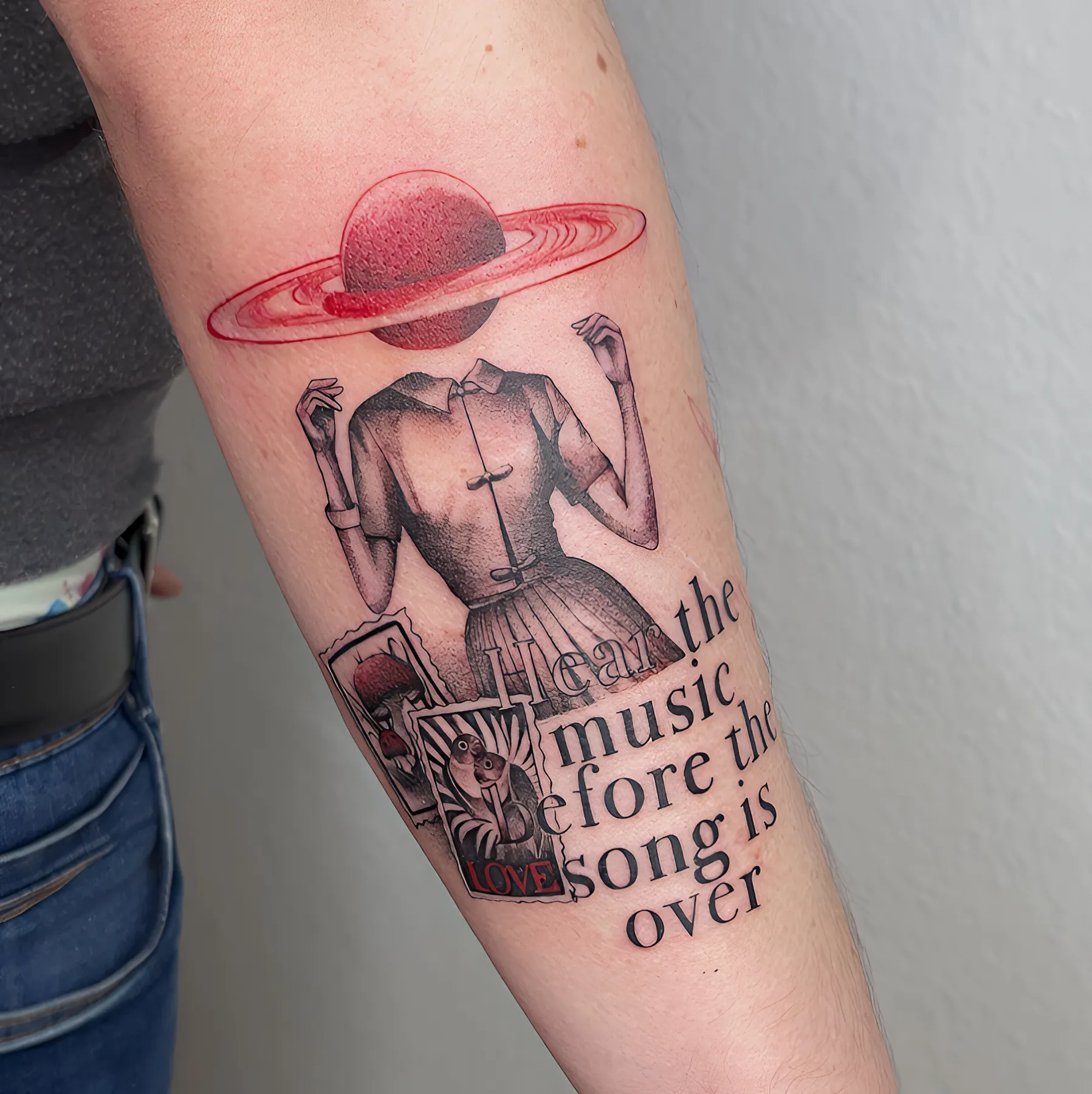 Color, Usee Tattoo