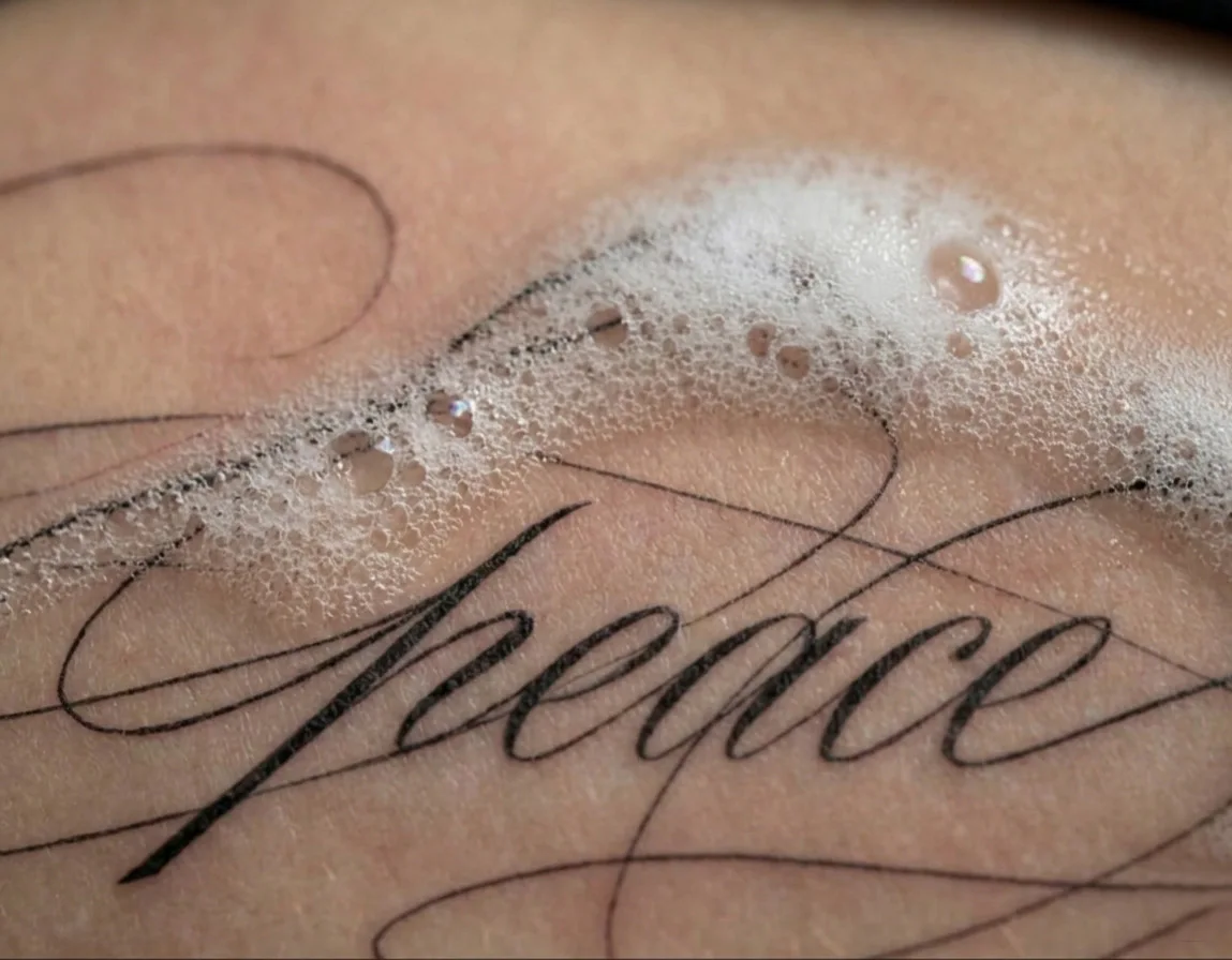Fine Line, Usee Tattoo