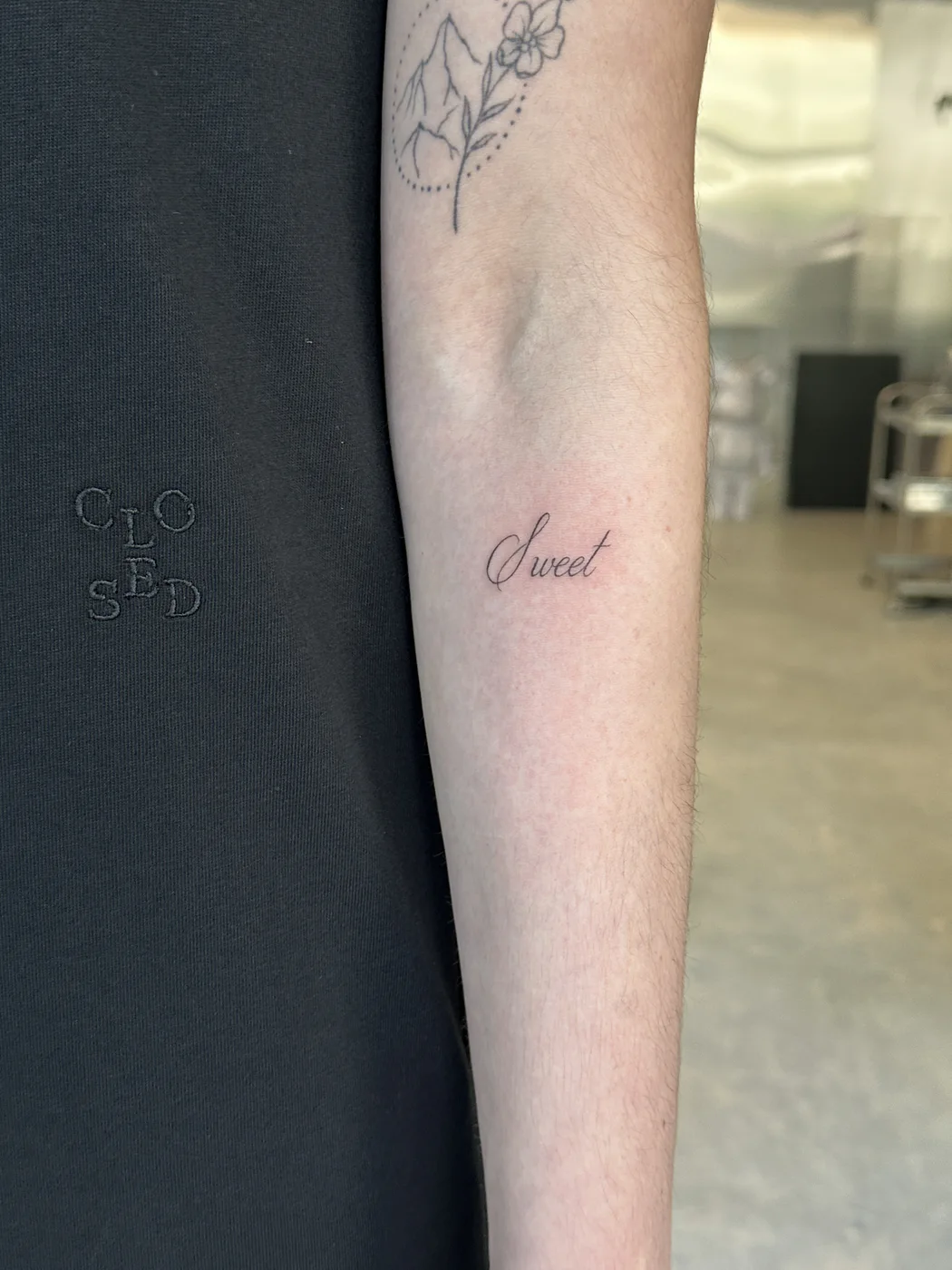 Fine Line, Usee Tattoo