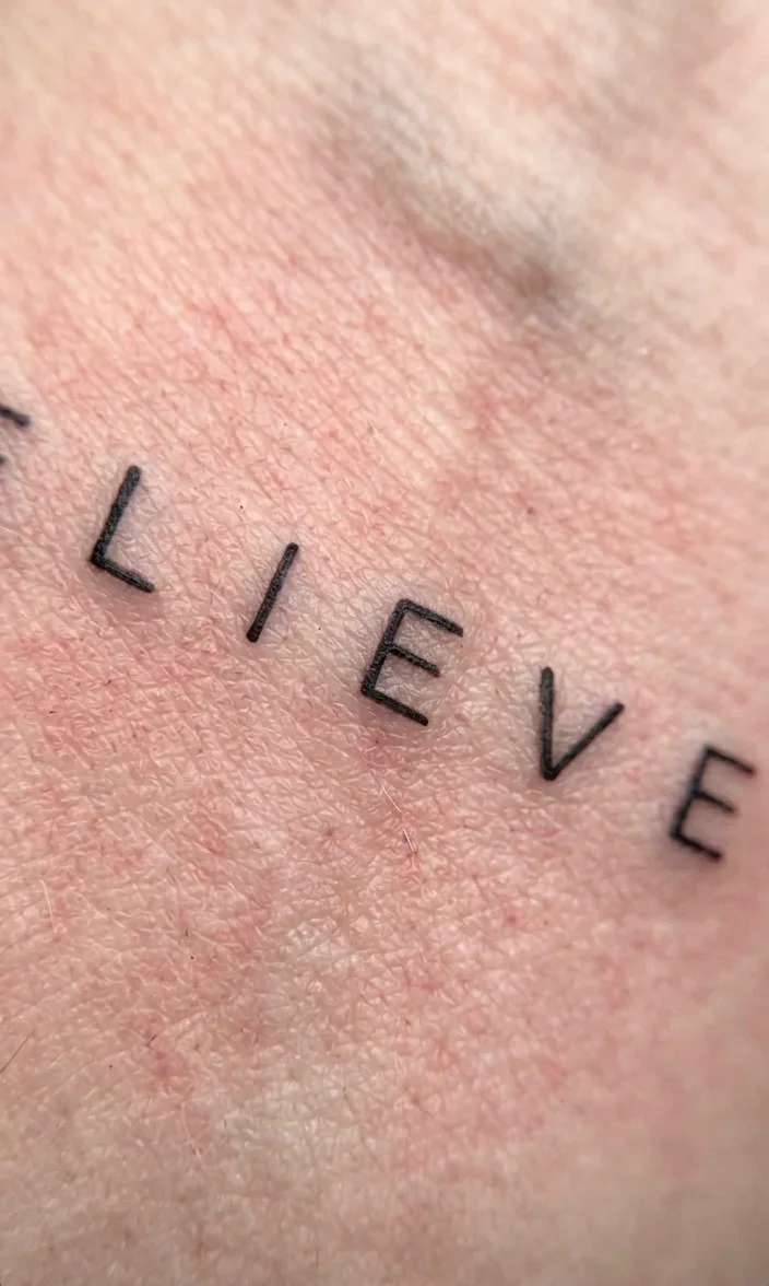 Schriftzug, Usee Tattoo
