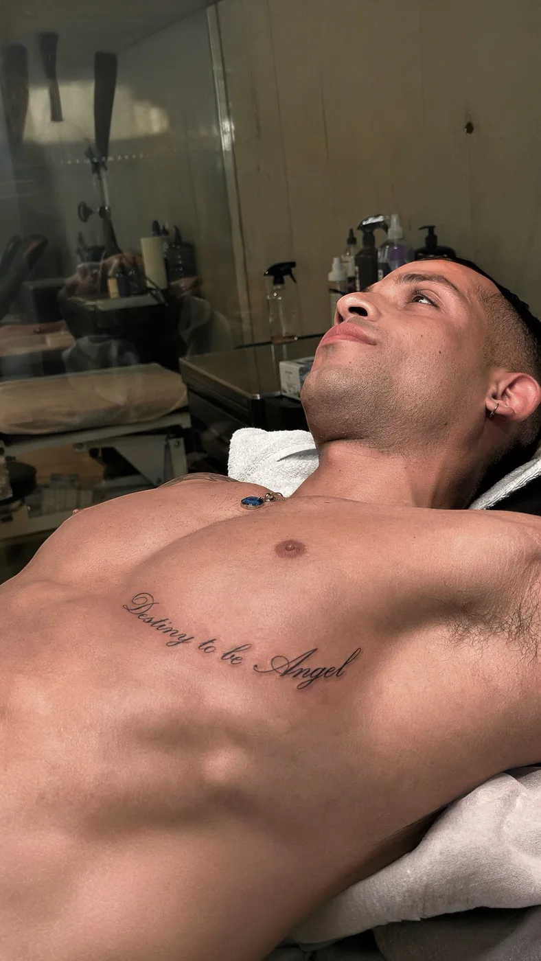 Schriftzug, Usee Tattoo