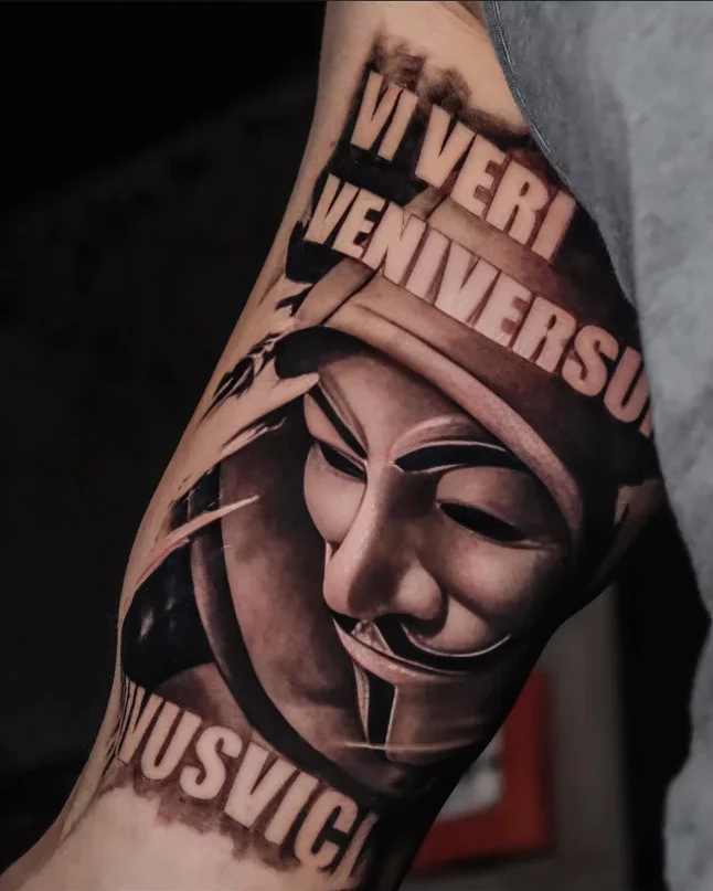 Realistic, Usee Tattoo