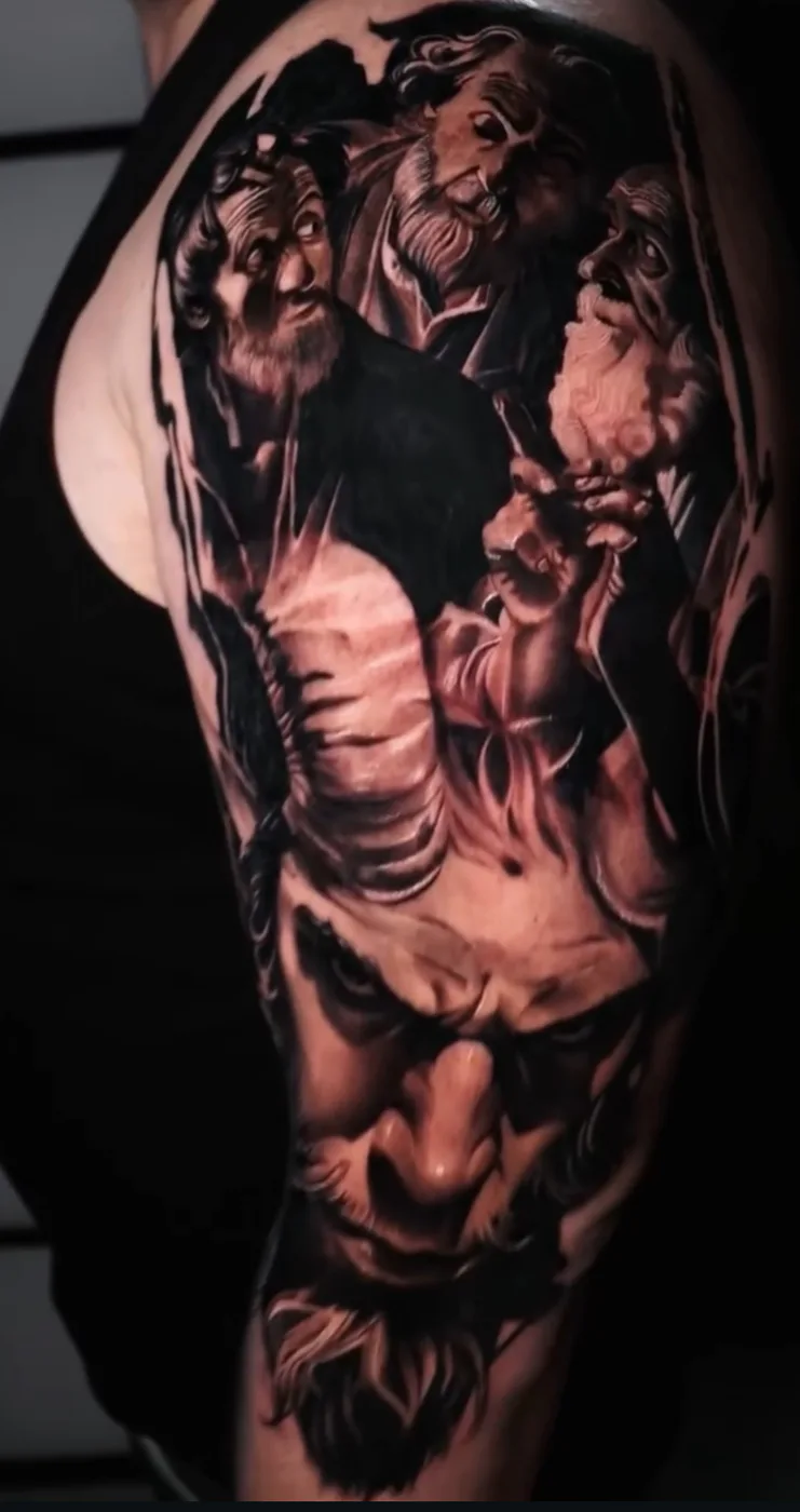 Realistic, Usee Tattoo