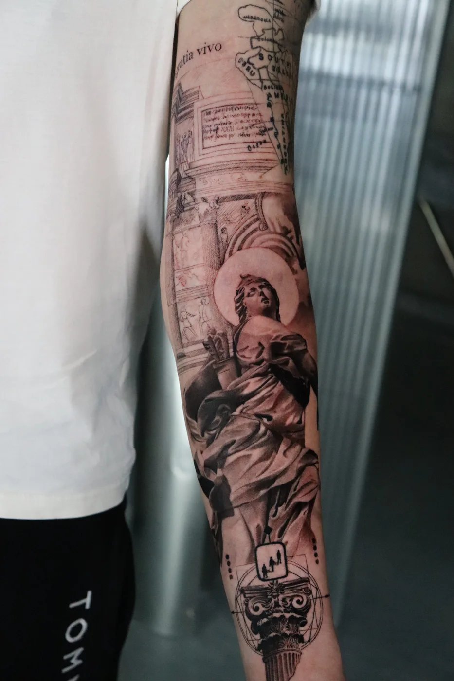 Realistic, Usee Tattoo