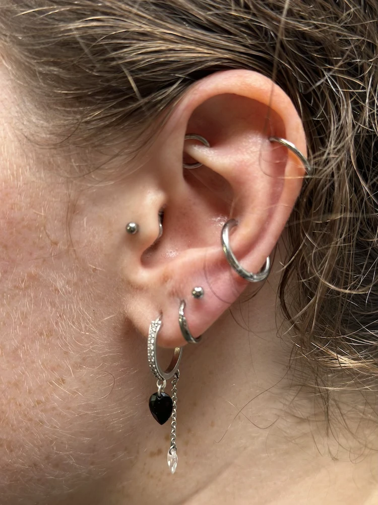Usee Tattoo piercing