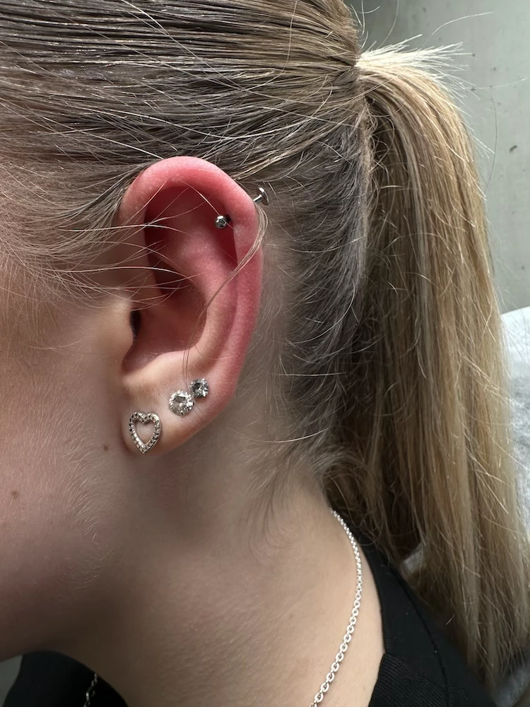 Usee Tattoo piercing