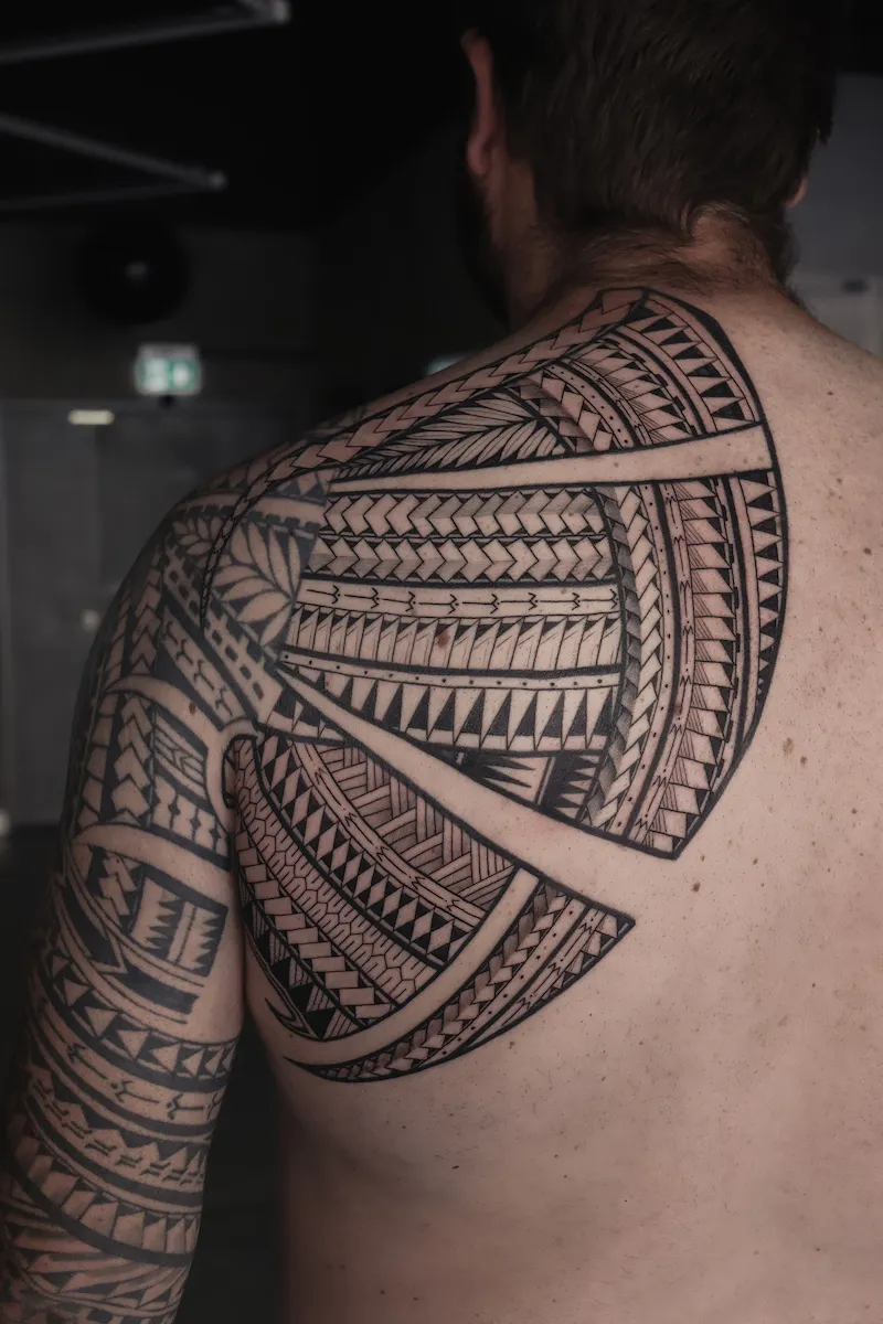 Josef, Usee Tattoo