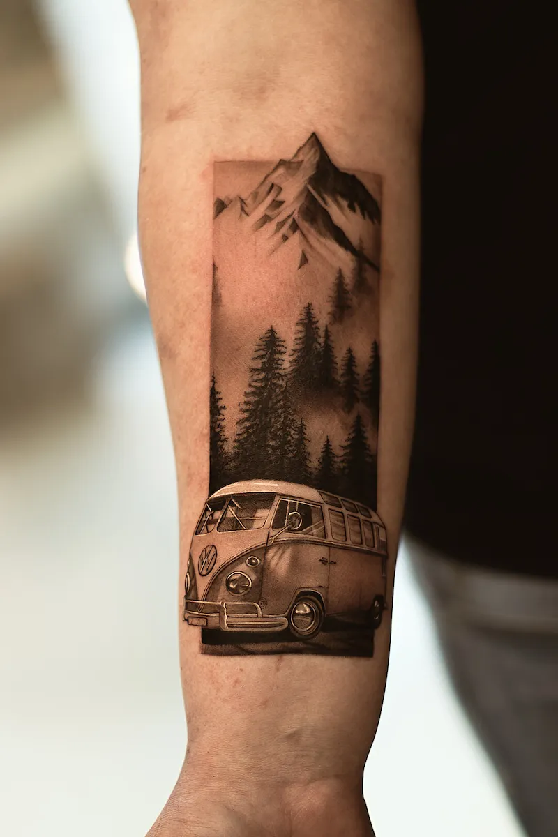 Josef, Usee Tattoo