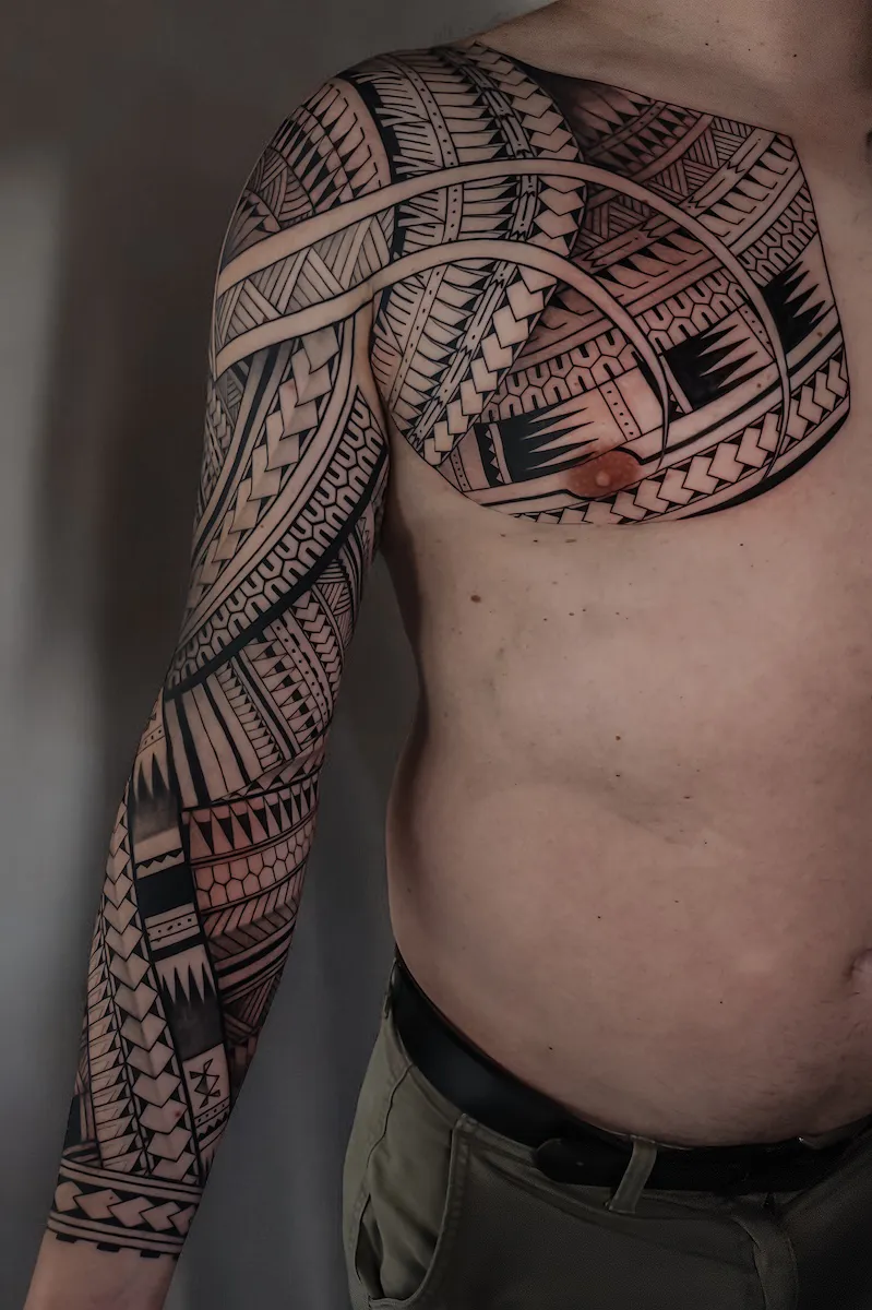 Josef, Usee Tattoo